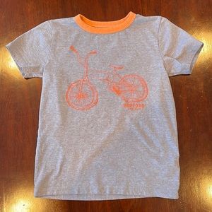 Boys gray shortsleeved t-shirt